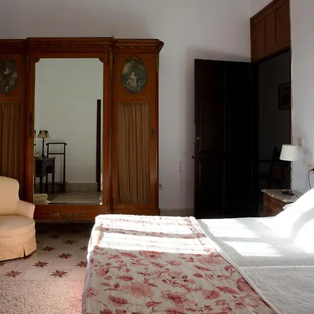 Вилла Cortijo Rural La Mariscala *