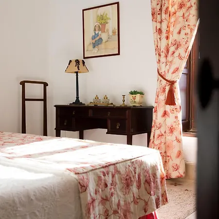 فيلة Cortijo Rural La Mariscala *